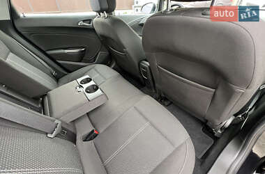 Хэтчбек Opel Astra 2010 в 