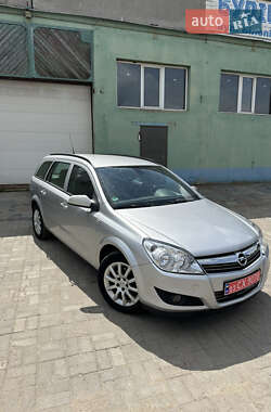 Универсал Opel Astra 2008 в Сумах
