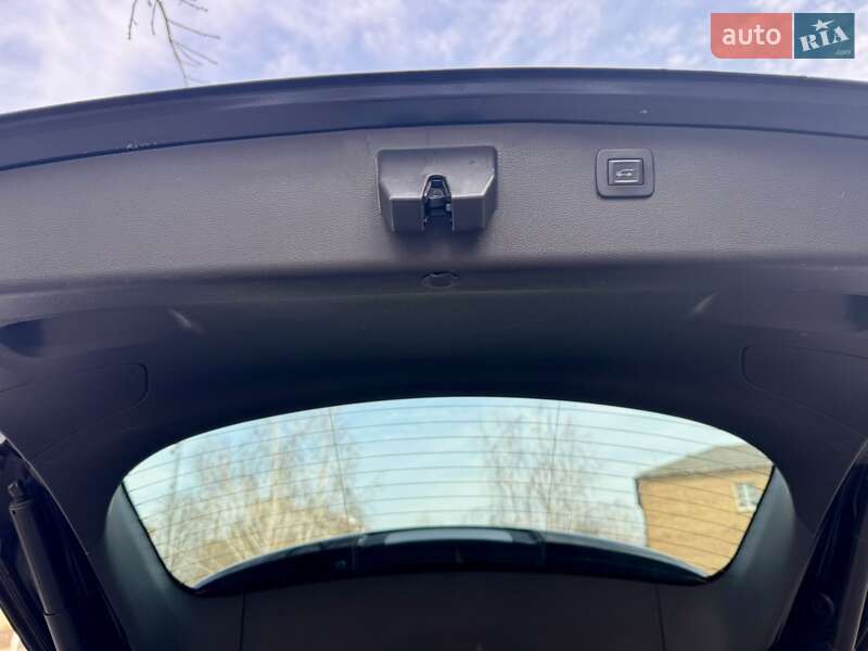 Универсал Opel Astra 2019 в Вышгороде