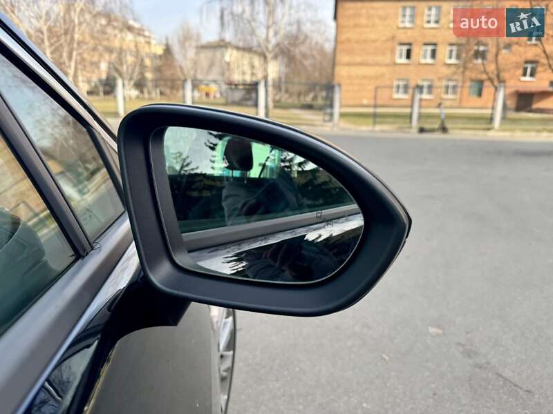 Универсал Opel Astra 2019 в Вышгороде