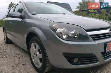 Универсал Opel Astra 2006 в 