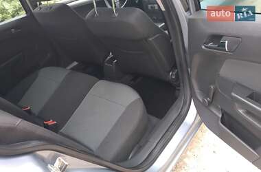 Универсал Opel Astra 2006 в 