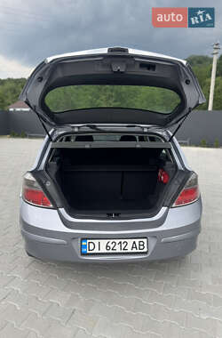 Хэтчбек Opel Astra 2009 в 