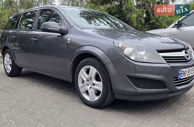Универсал Opel Astra 2011 в 