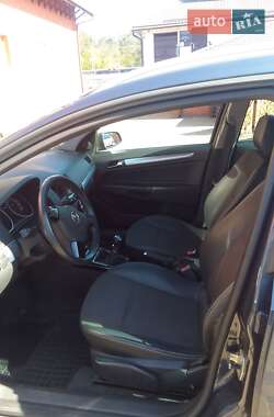 Универсал Opel Astra 2009 в 