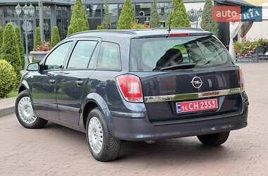 Універсал Opel Astra 2009 в 