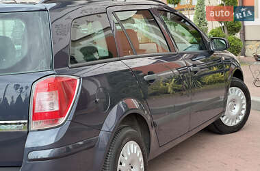 Універсал Opel Astra 2009 в 