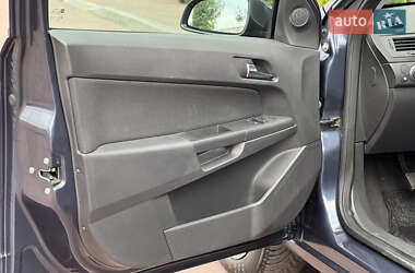 Універсал Opel Astra 2009 в 