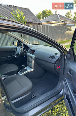 Универсал Opel Astra 2009 в 