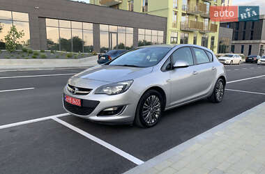 Хэтчбек Opel Astra 2013 в Львове
