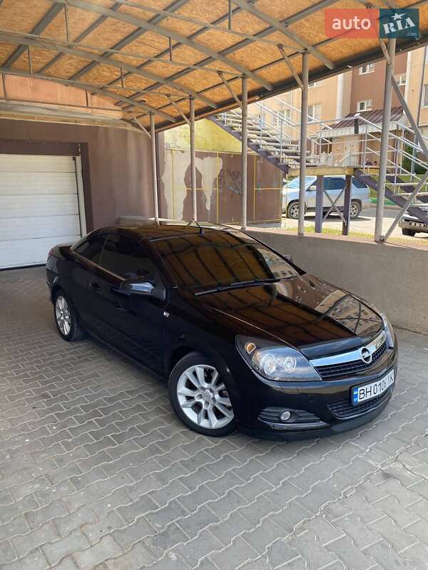 Кабриолет Opel Astra 2006 в Одессе