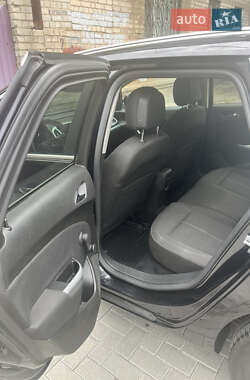 Универсал Opel Astra 2011 в 