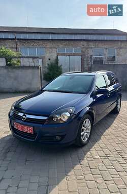 Универсал Opel Astra 2005 в 