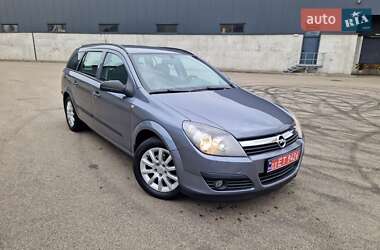 Универсал Opel Astra 2006 в Киеве