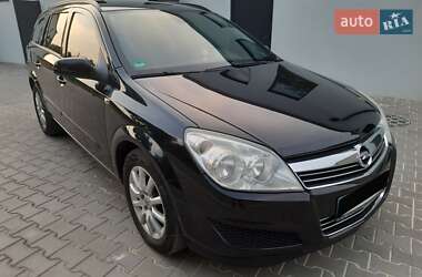 Універсал Opel Astra 2008 в Дубні