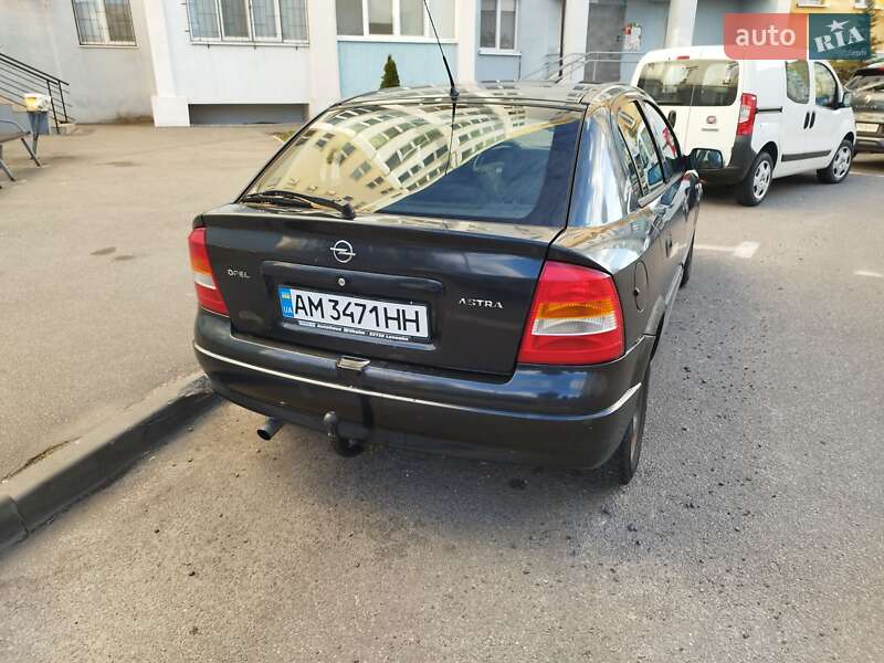 Хетчбек Opel Astra 1998 в Києві