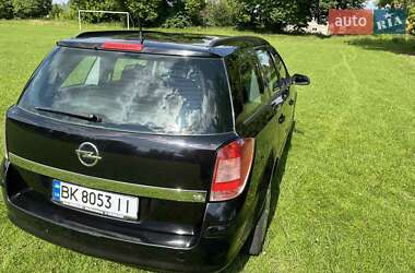 Универсал Opel Astra 2008 в 