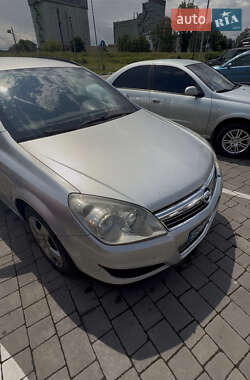 Универсал Opel Astra 2007 в Стрые