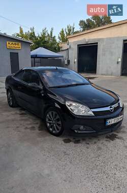 Кабриолет Opel Astra 2008 в 