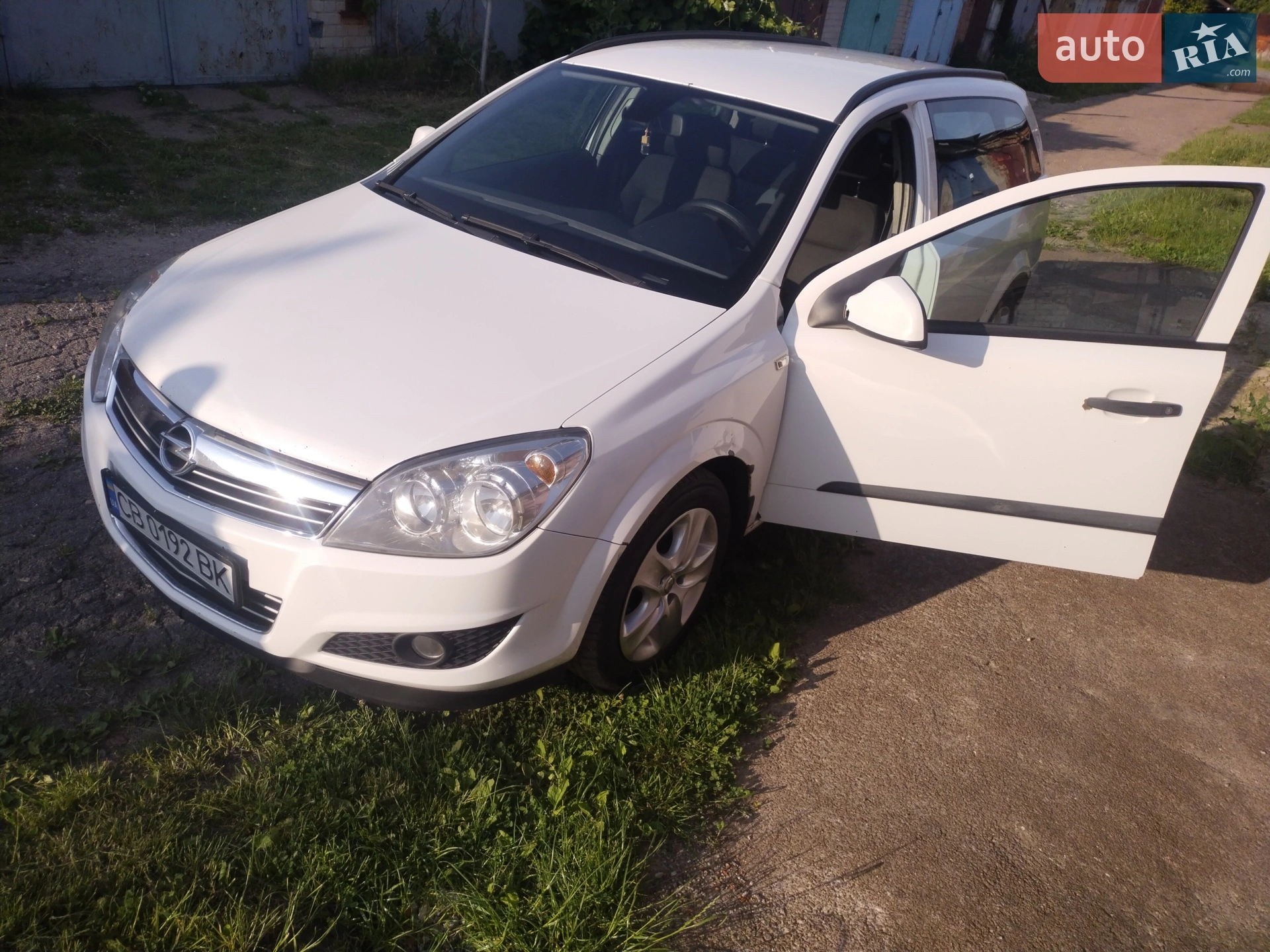 2010 Opel Astra - мініатюра 2