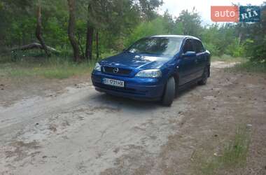 Седан Opel Astra 2006 в Полтаве
