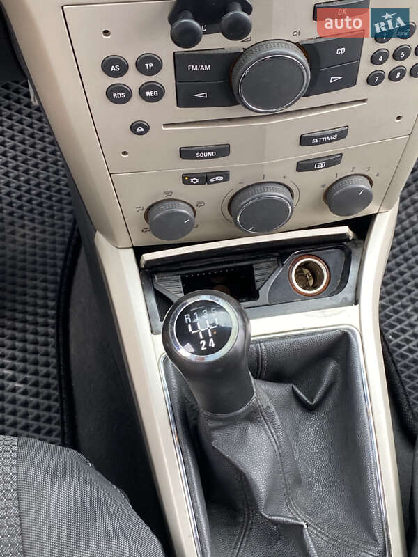 Универсал Opel Astra 2008 в Киеве