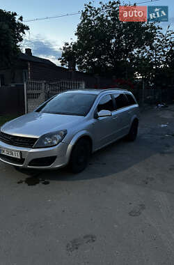 Универсал Opel Astra 2005 в Ровно