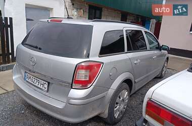 Универсал Opel Astra 2007 в Коростышеве