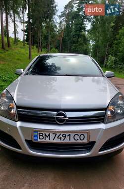 Хэтчбек Opel Astra 2006 в 