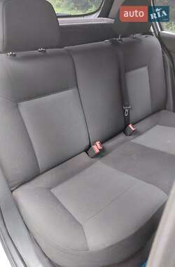 Хэтчбек Opel Astra 2006 в 