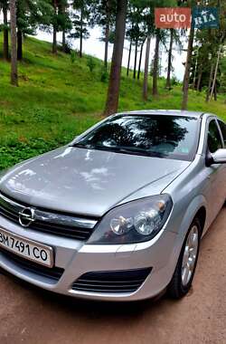 Хэтчбек Opel Astra 2006 в 