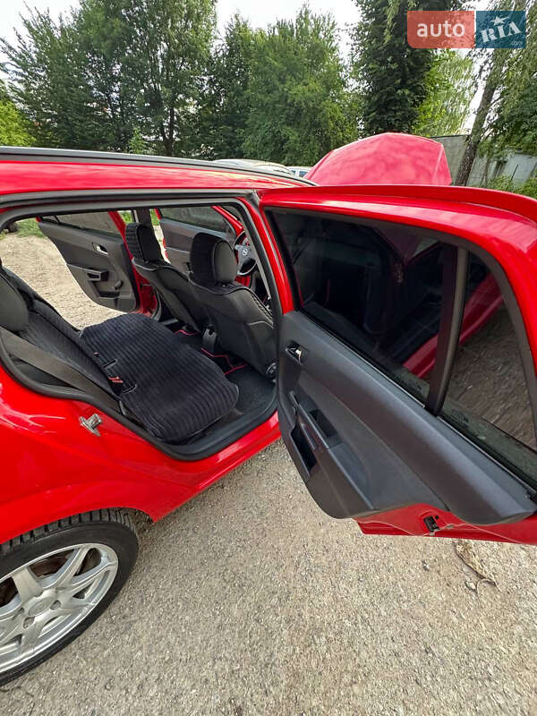 Универсал Opel Astra 2009 в Тернополе