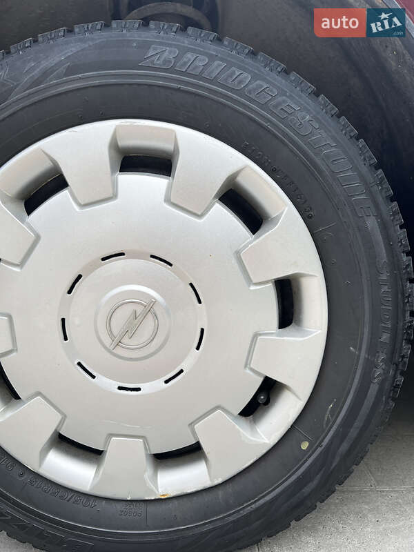 Седан Opel Astra 2006 в Тернополі