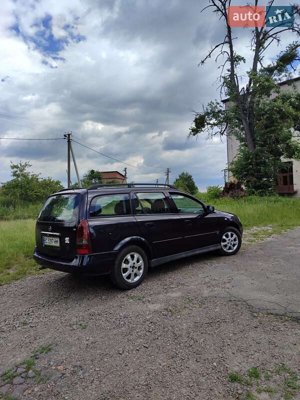 Opel Astra 2004