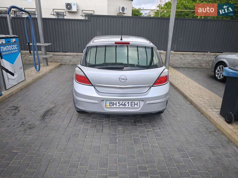 Хетчбек Opel Astra 2006 в Одесі