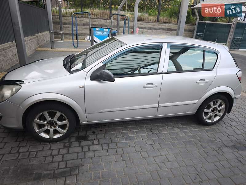 Хетчбек Opel Astra 2006 в Одесі