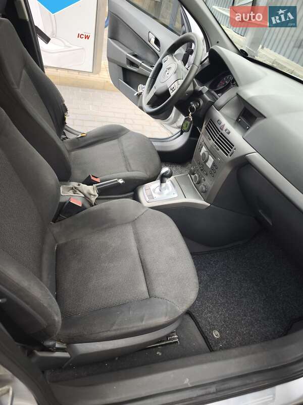 Хетчбек Opel Astra 2006 в Одесі