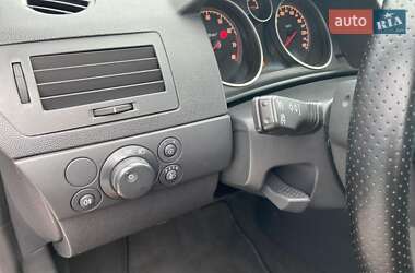 Хэтчбек Opel Astra 2009 в 