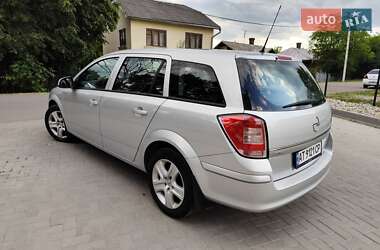 Універсал Opel Astra 2009 в Калуші