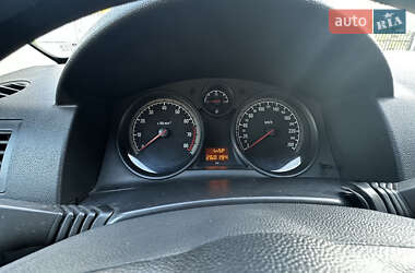 Хетчбек Opel Astra 2007 в 
