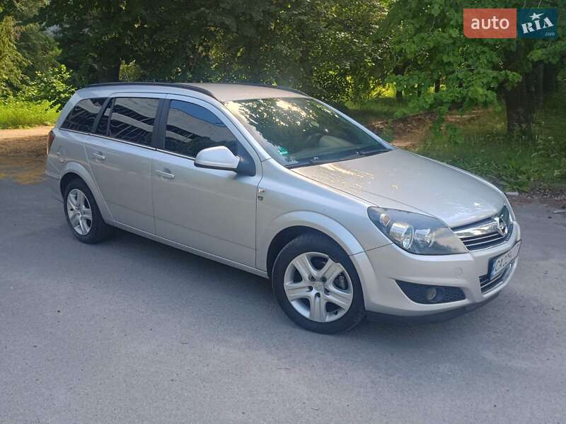 Opel Astra 2010