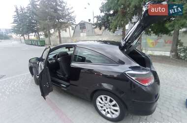 Купе Opel Astra 2007 в 