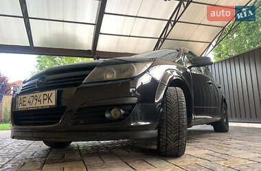 Хетчбек Opel Astra 2005 в Запоріжжі