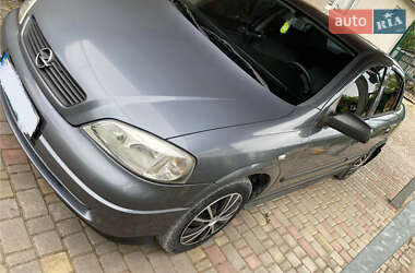 Седан Opel Astra 2007 в Каменец-Подольском