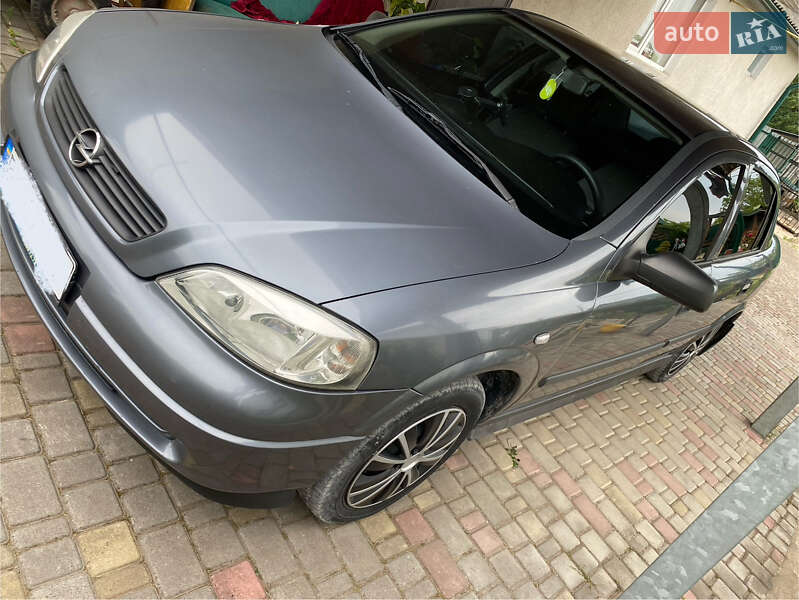 Седан Opel Astra 2007 в Каменец-Подольском