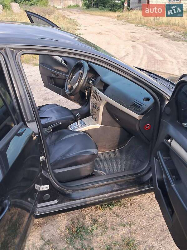 Хэтчбек Opel Astra 2007 в Крыжополе фото 6 Хэтчбек Opel Astra 2007 в Крыжополе
