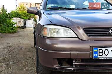Хэтчбек Opel Astra 1998 в 