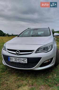 Универсал Opel Astra 2015 в 