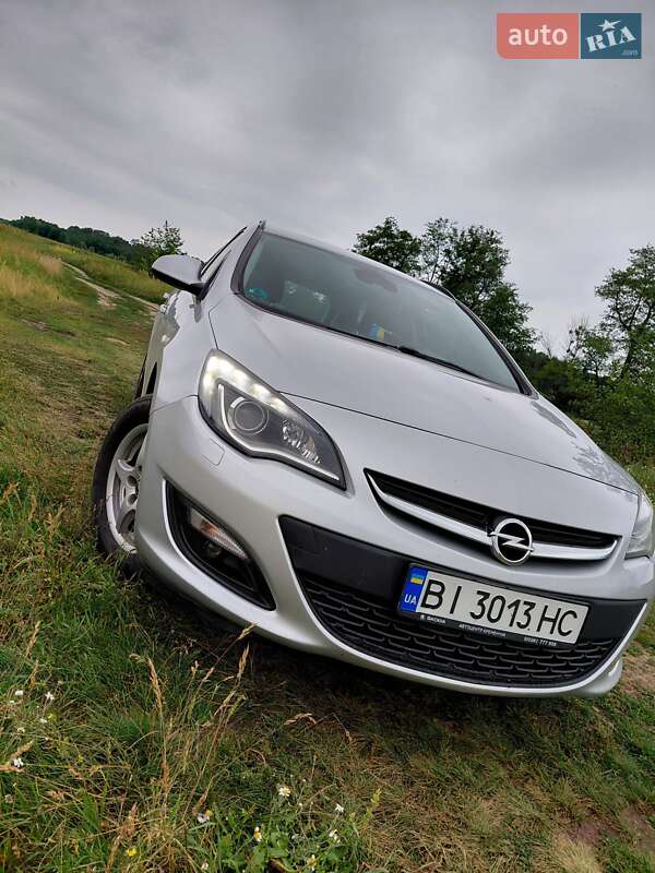 Универсал Opel Astra 2015 в Ахтырке фото 17 Универсал Opel Astra 2015 в Ахтырке