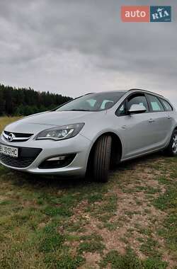 Универсал Opel Astra 2015 в 